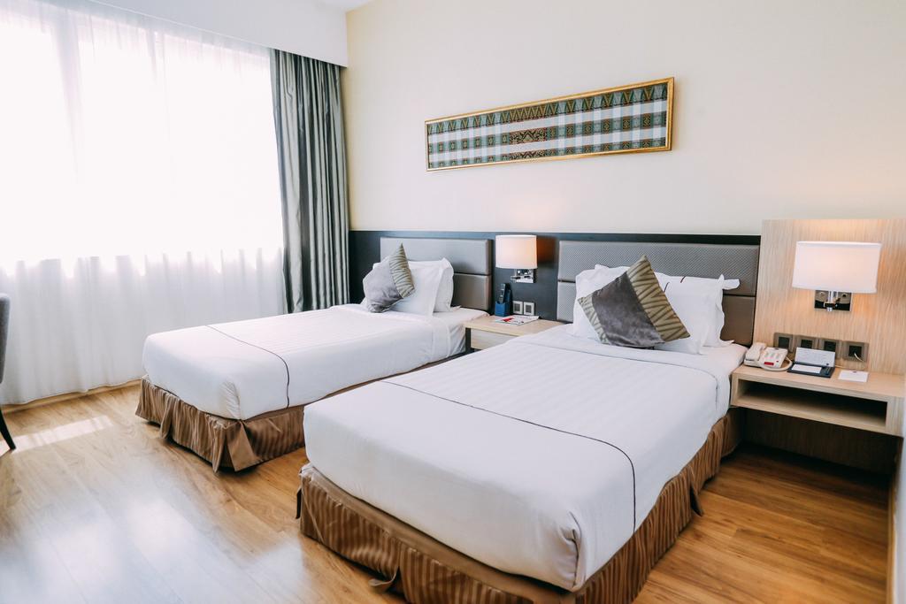 Hotel Granada Джохор Бахру Екстериор снимка