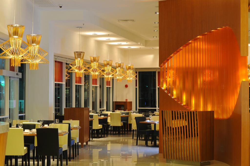 Hotel Granada Джохор Бахру Екстериор снимка