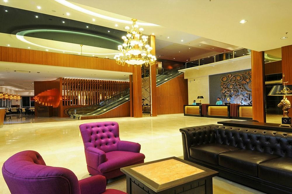 Hotel Granada Джохор Бахру Екстериор снимка