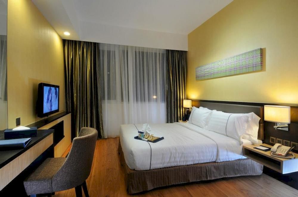 Hotel Granada Джохор Бахру Екстериор снимка