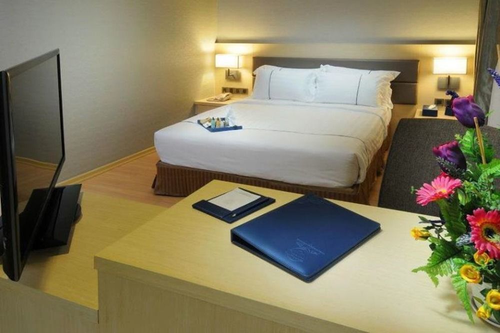 Hotel Granada Джохор Бахру Екстериор снимка