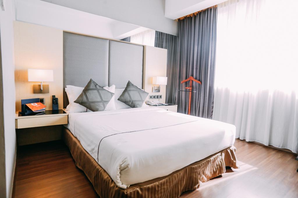 Hotel Granada Джохор Бахру Екстериор снимка