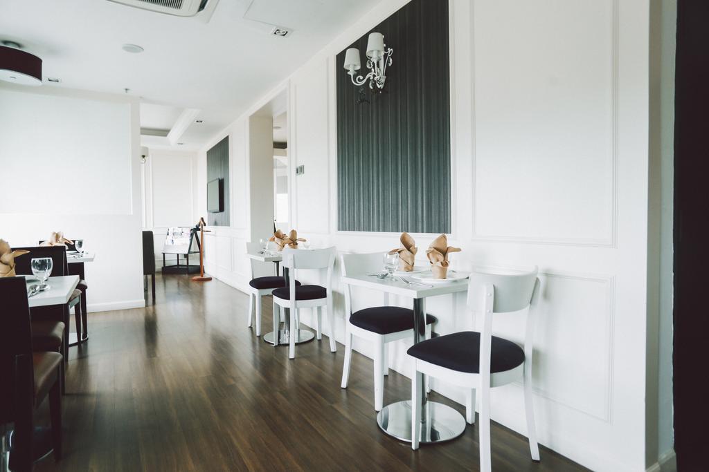 Hotel Granada Джохор Бахру Екстериор снимка