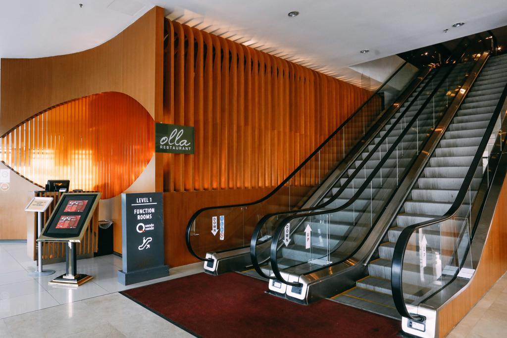 Hotel Granada Джохор Бахру Екстериор снимка