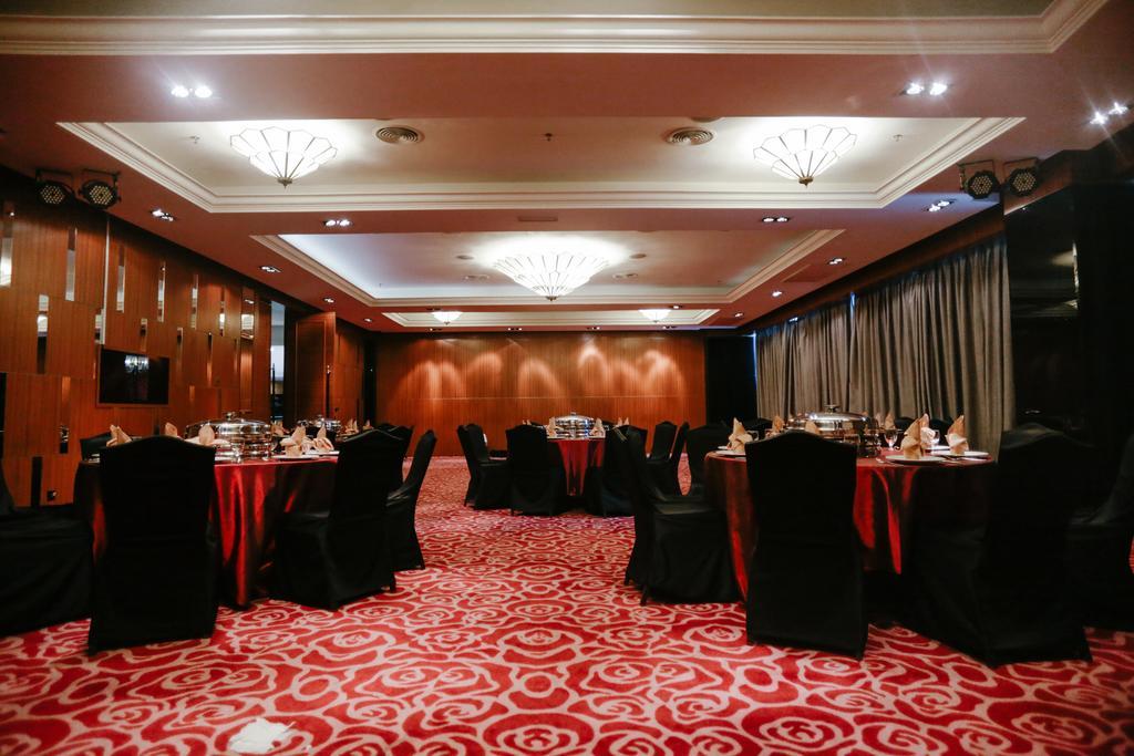 Hotel Granada Джохор Бахру Екстериор снимка